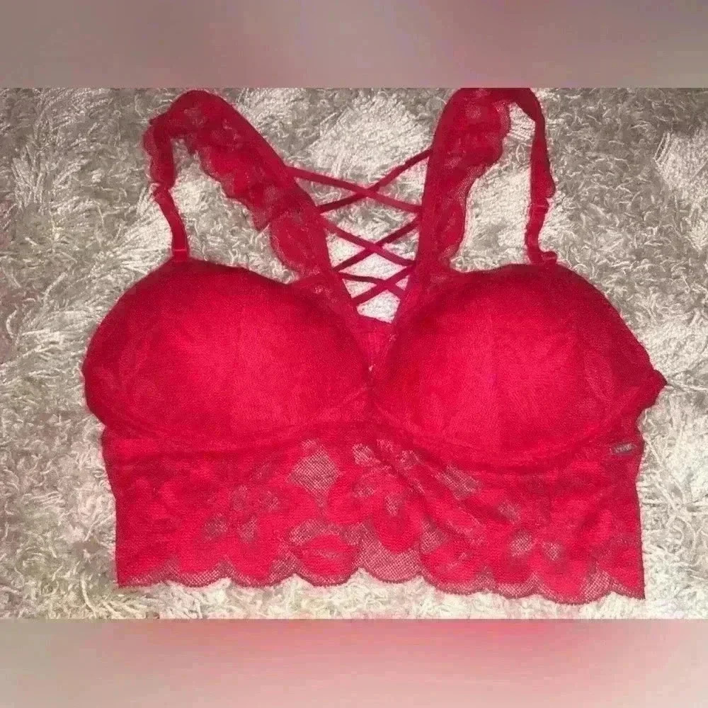 Victoria’s Secret Red Lace Push Up Bralette size M - Picture 6 of 9
